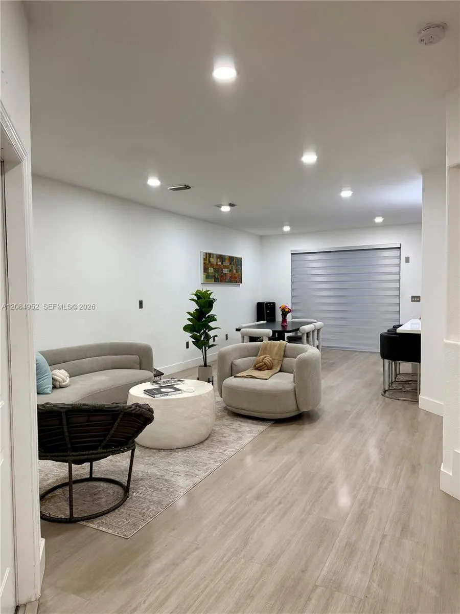 7796 NW 114th Pl Doral, FL 33178