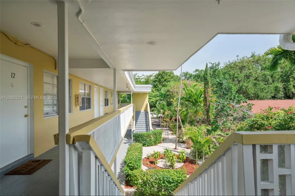 1928 Jefferson St #4 Hollywood, FL 33020