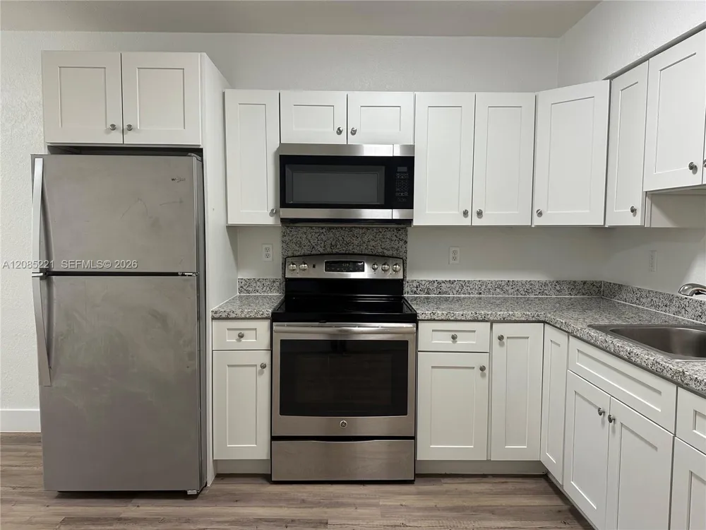 1928 Jefferson St #4 Hollywood, FL 33020