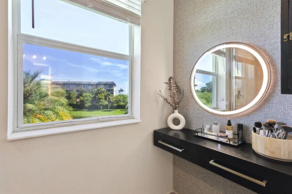 990 Veleiros Boulevard Lighthouse Point, FL 33064