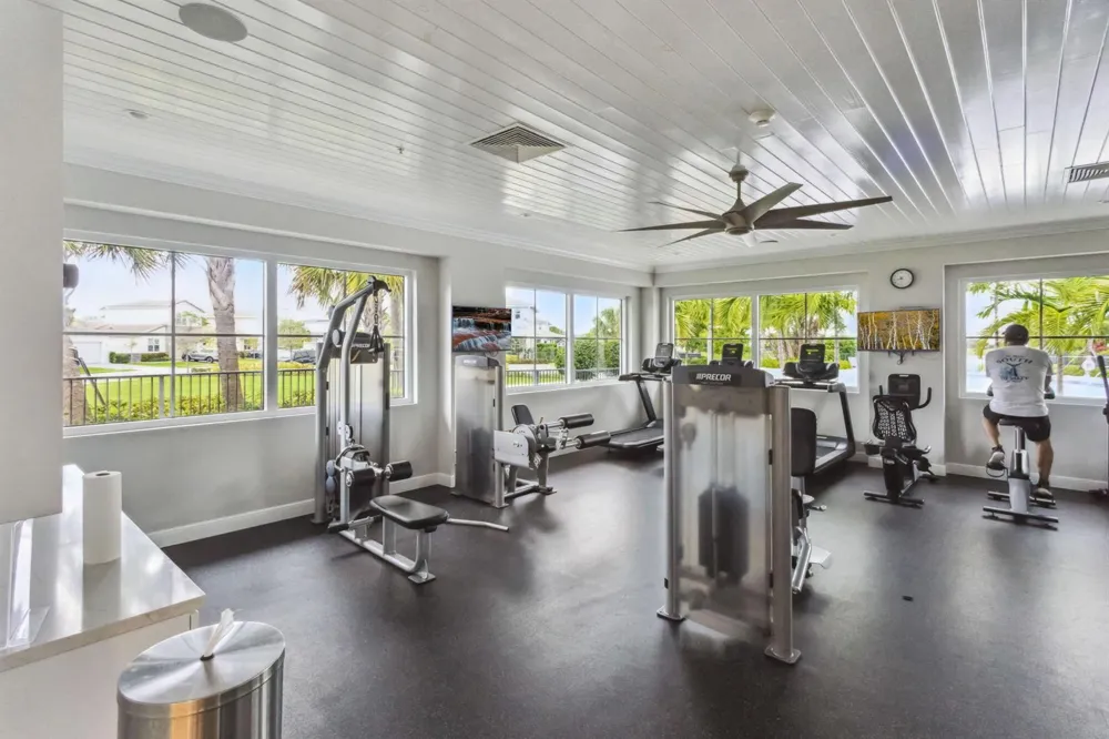 990 Veleiros Boulevard Lighthouse Point, FL 33064