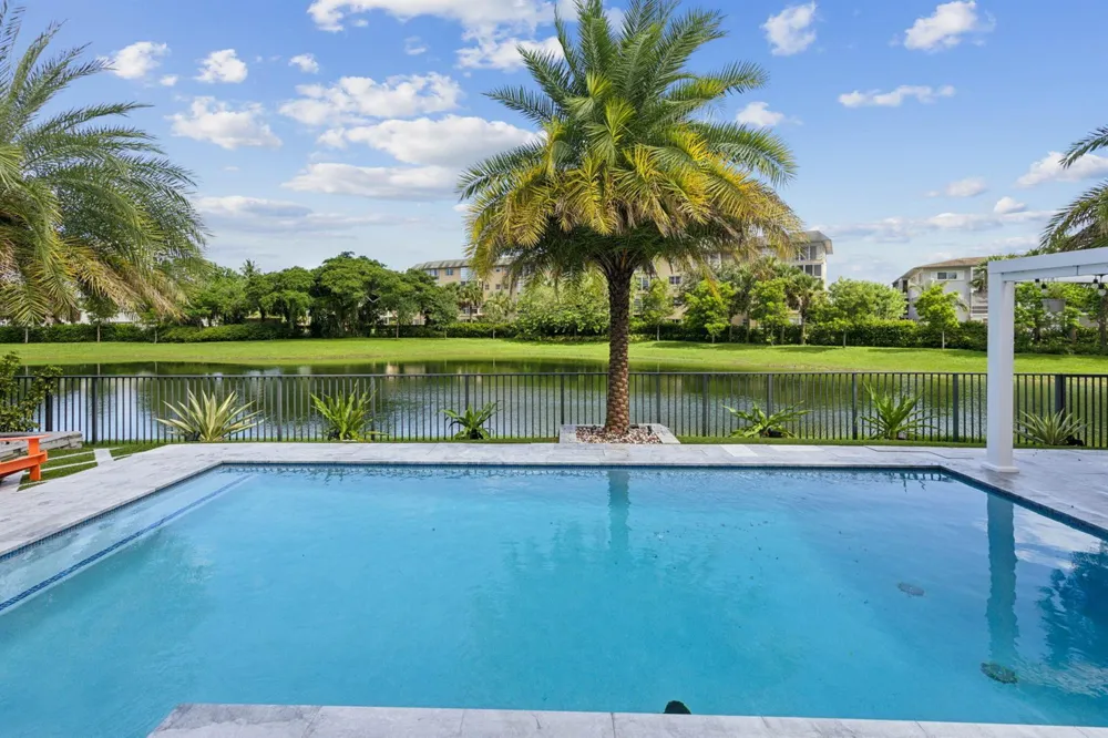 990 Veleiros Boulevard Lighthouse Point, FL 33064