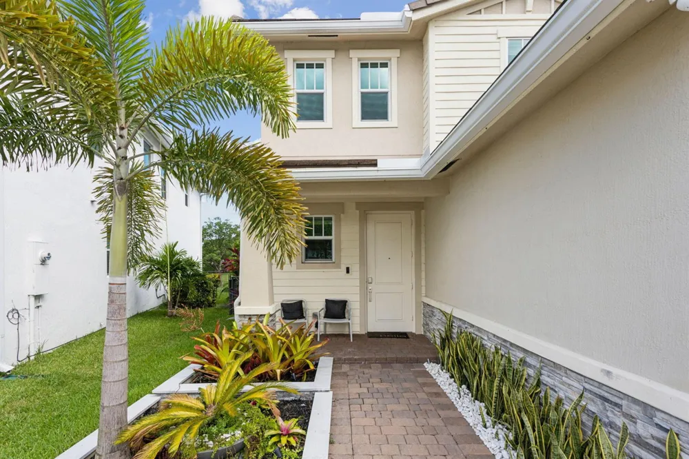 990 Veleiros Boulevard Lighthouse Point, FL 33064