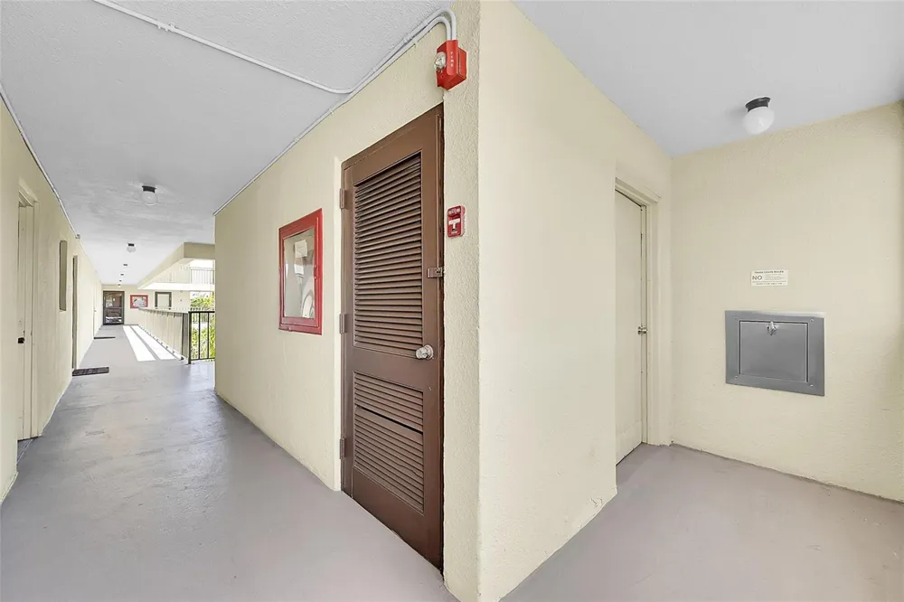 2304 S CYPRESS BEND DRIVE #512 Pompano Beach, FL 33069