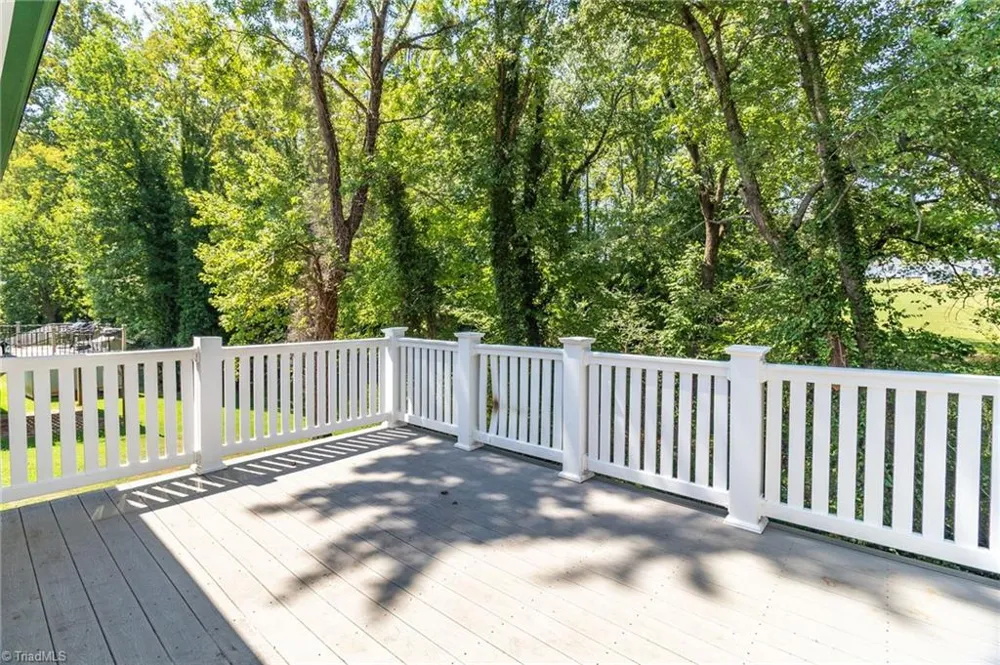 516 Heatherton Lane Rural Hall, NC 27045