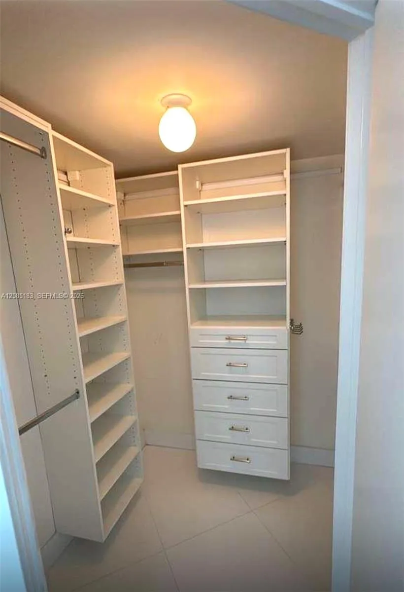 200 Sunny Isles Blvd - Lanai #2-502 Sunny Isles Beach, FL 33160