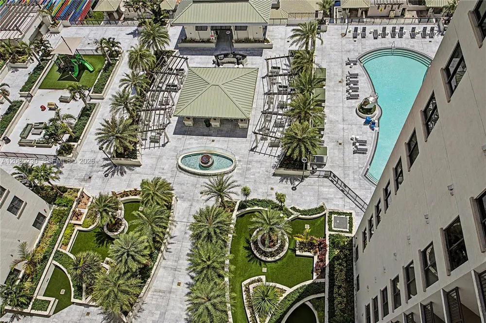 999 SW 1st Ave #2407 Miami, FL 33130