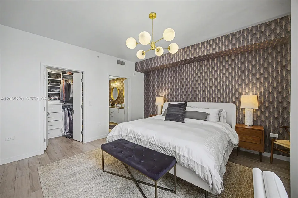 999 SW 1st Ave #2407 Miami, FL 33130
