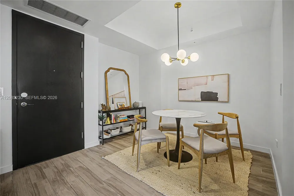 999 SW 1st Ave #2407 Miami, FL 33130