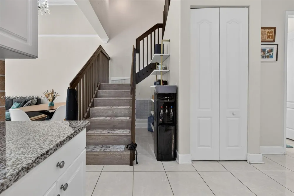 628 SW 147th Ter Pembroke Pines, FL 33027
