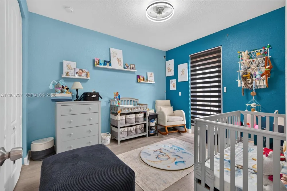 628 SW 147th Ter Pembroke Pines, FL 33027