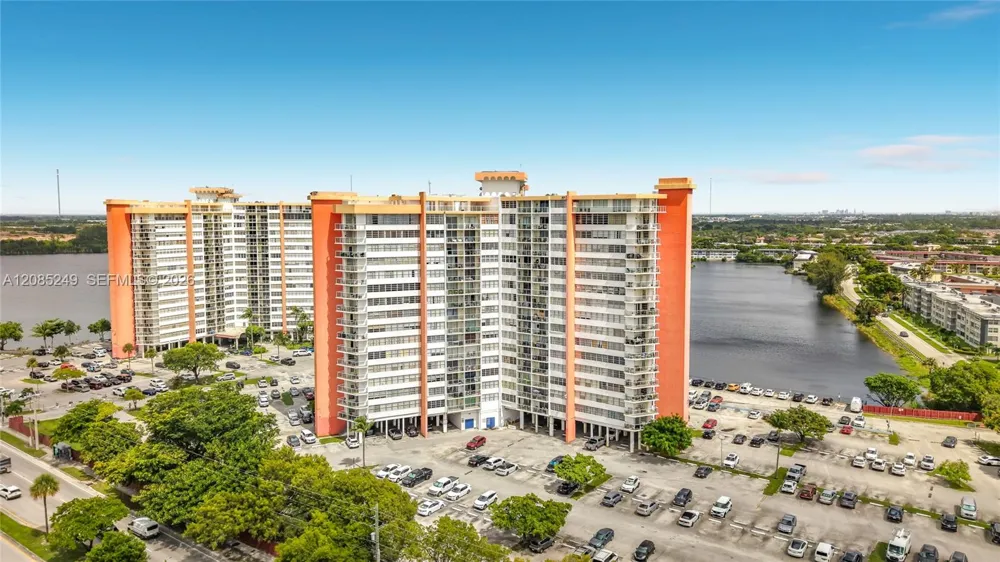 1351 NE Miami Gardens Dr #1414E Miami, FL 33179