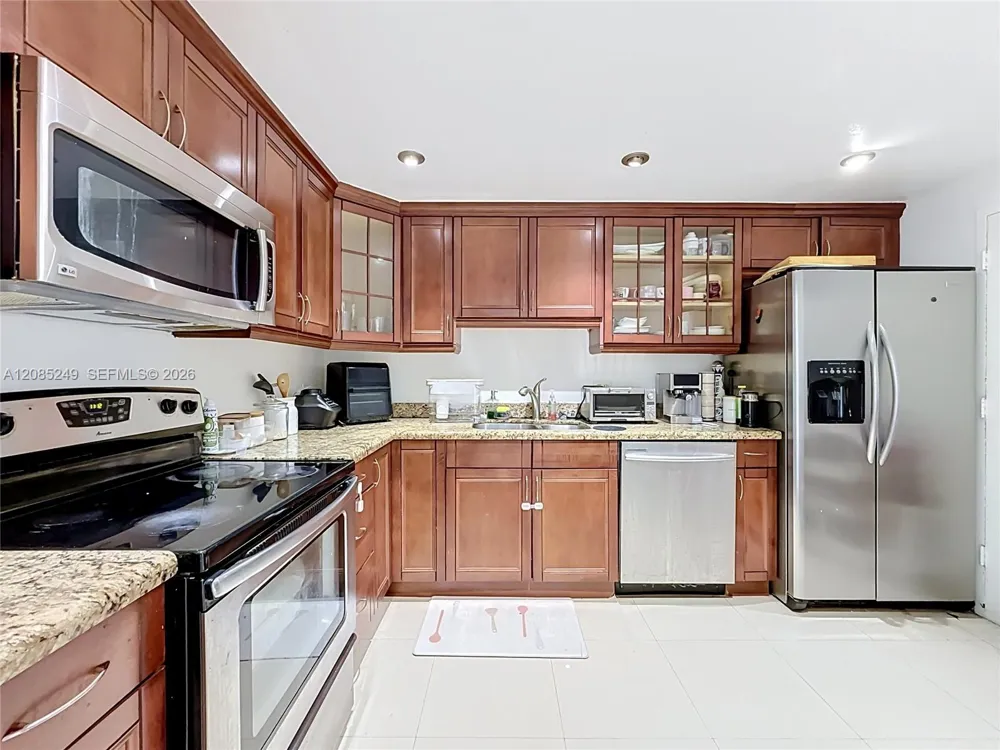 1351 NE Miami Gardens Dr #1414E Miami, FL 33179
