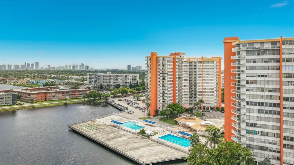 1351 NE Miami Gardens Dr #1414E Miami, FL 33179