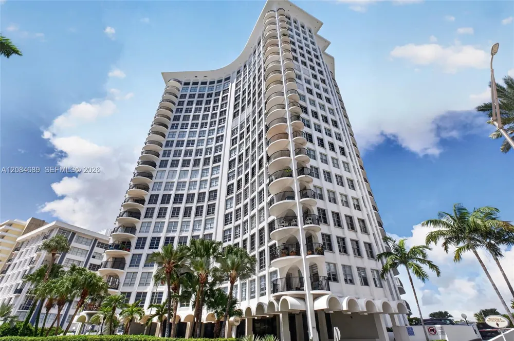 5660 W Collins Ave #6D Miami Beach, FL 33140