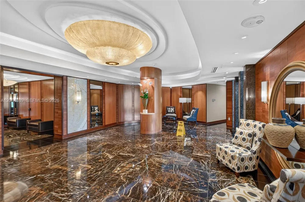 5660 W Collins Ave #6D Miami Beach, FL 33140