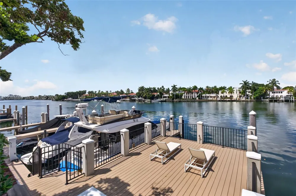 5660 W Collins Ave #6D Miami Beach, FL 33140