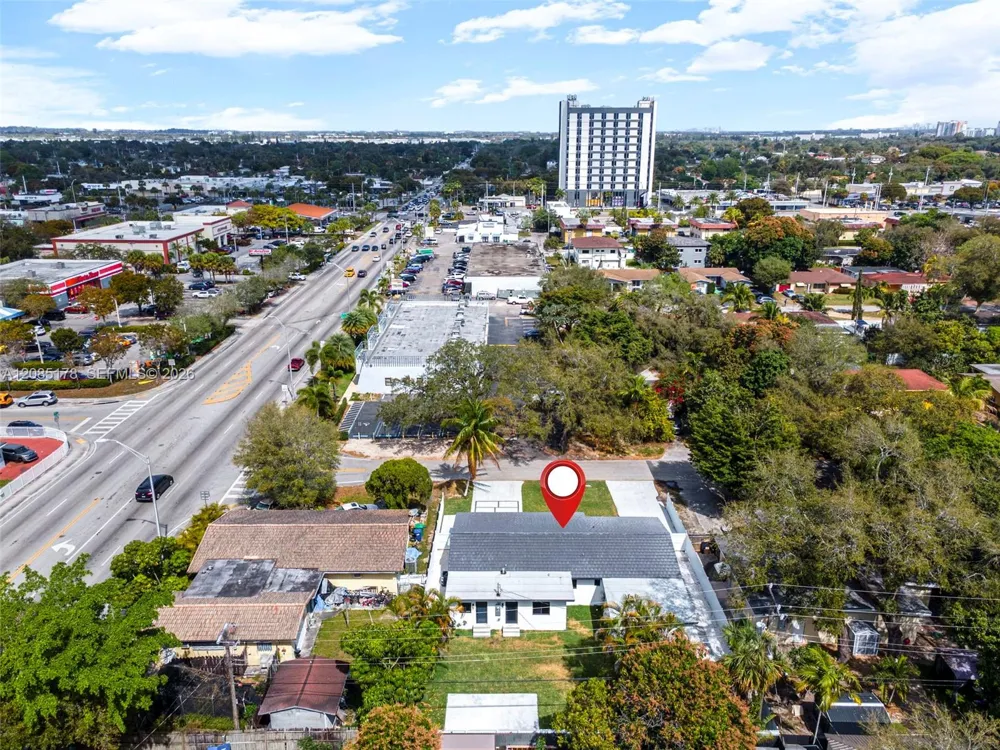 610 NE 164th Ter Miami, FL 33162