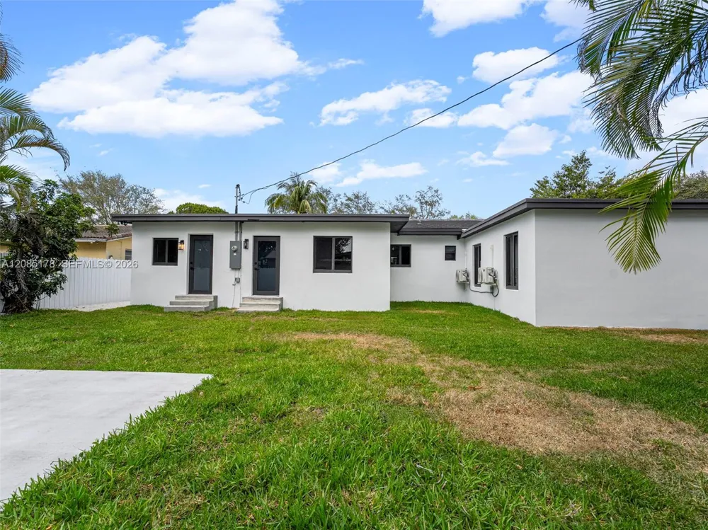 610 NE 164th Ter Miami, FL 33162