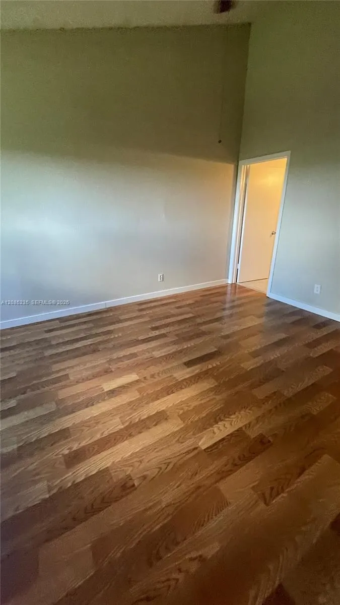 3429 NW 44th St #205 Oakland Park, FL 33309