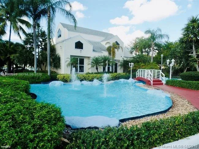 3429 NW 44th St #205 Oakland Park, FL 33309