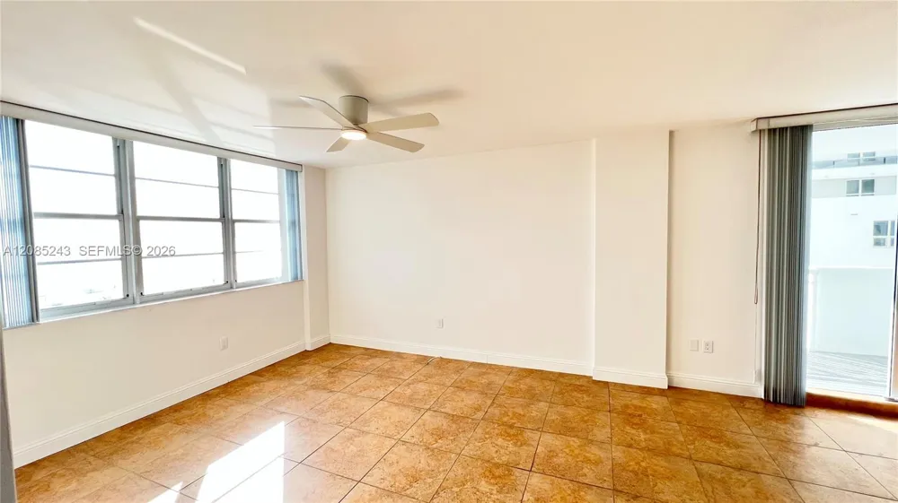 5825 Collins Ave #5G Miami Beach, FL 33140