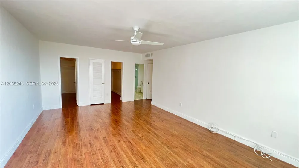 5825 Collins Ave #5G Miami Beach, FL 33140