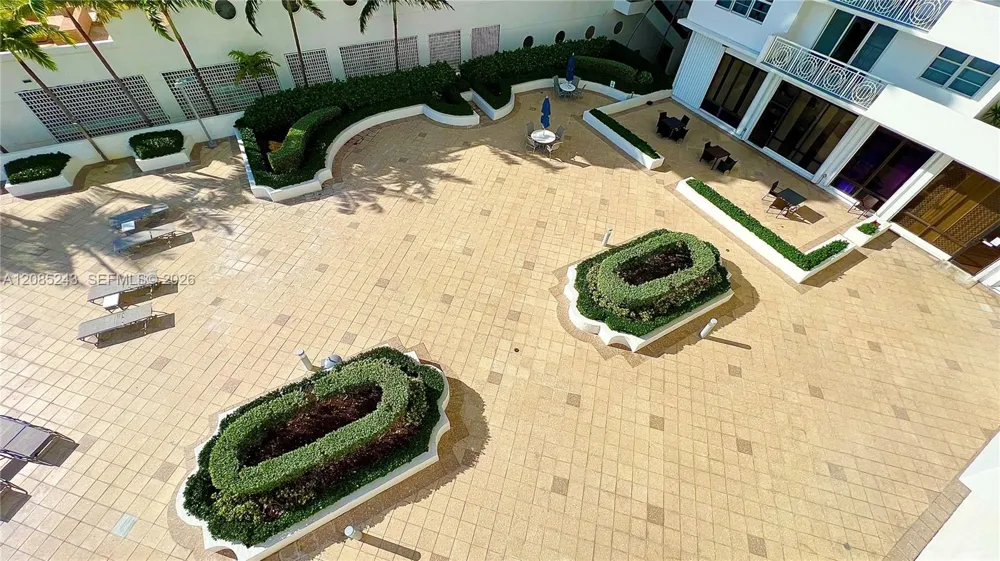 5825 Collins Ave #5G Miami Beach, FL 33140