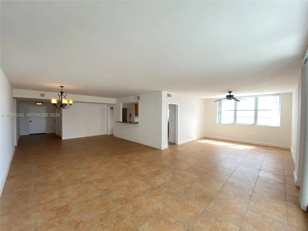 5825 Collins Ave #5G Miami Beach, FL 33140
