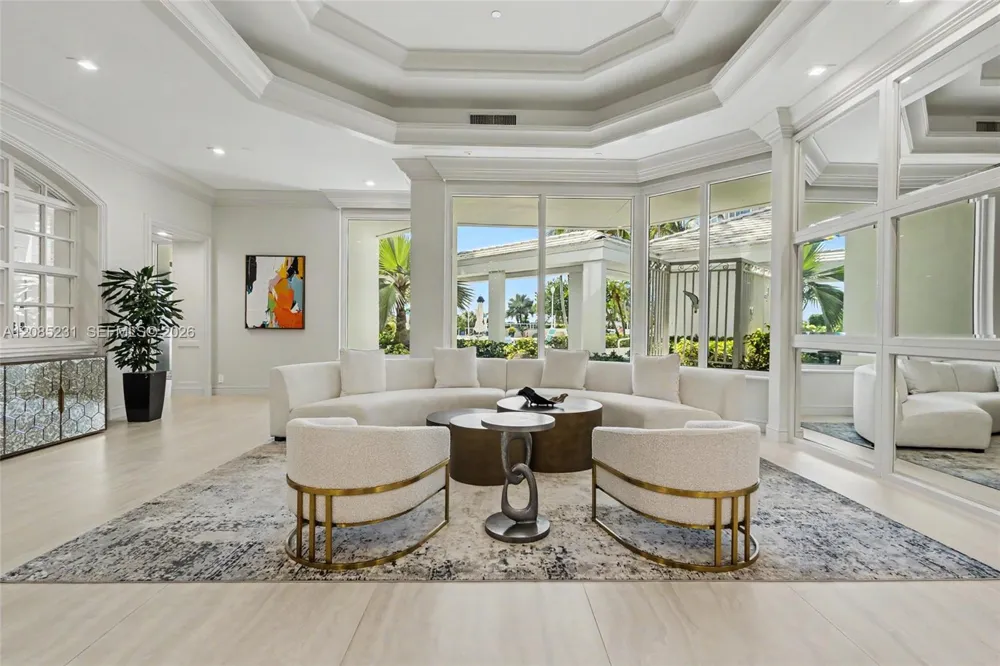 3801 NE 207th St #TH6 Aventura, FL 33180