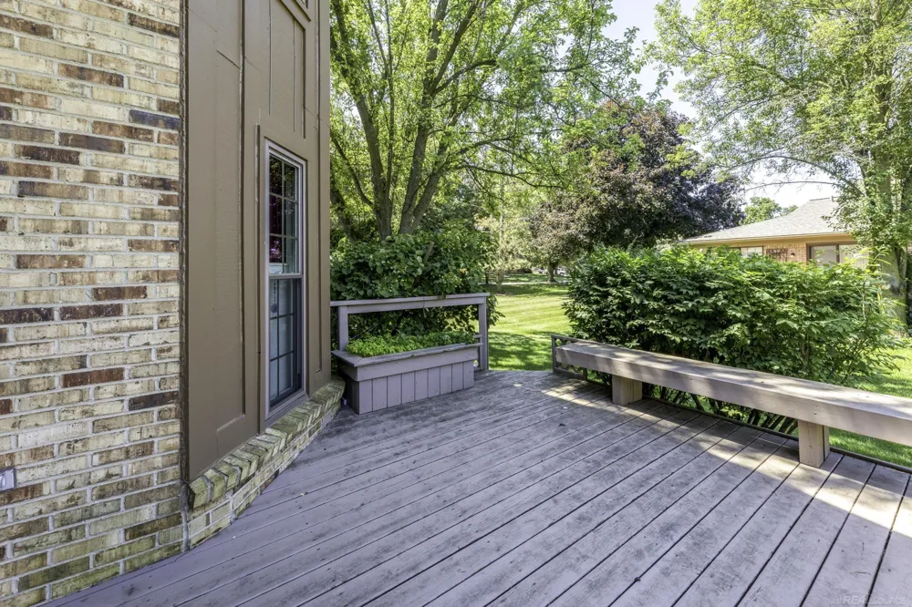 1832 Burning Bush Court Rochester Hills City, MI 48309
