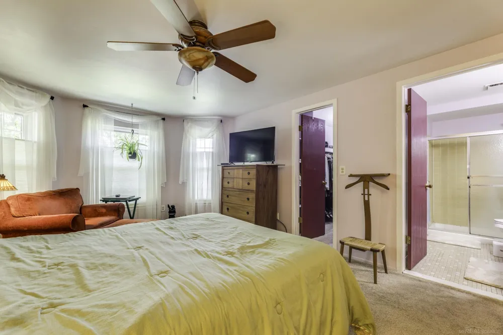 1832 Burning Bush Court Rochester Hills City, MI 48309