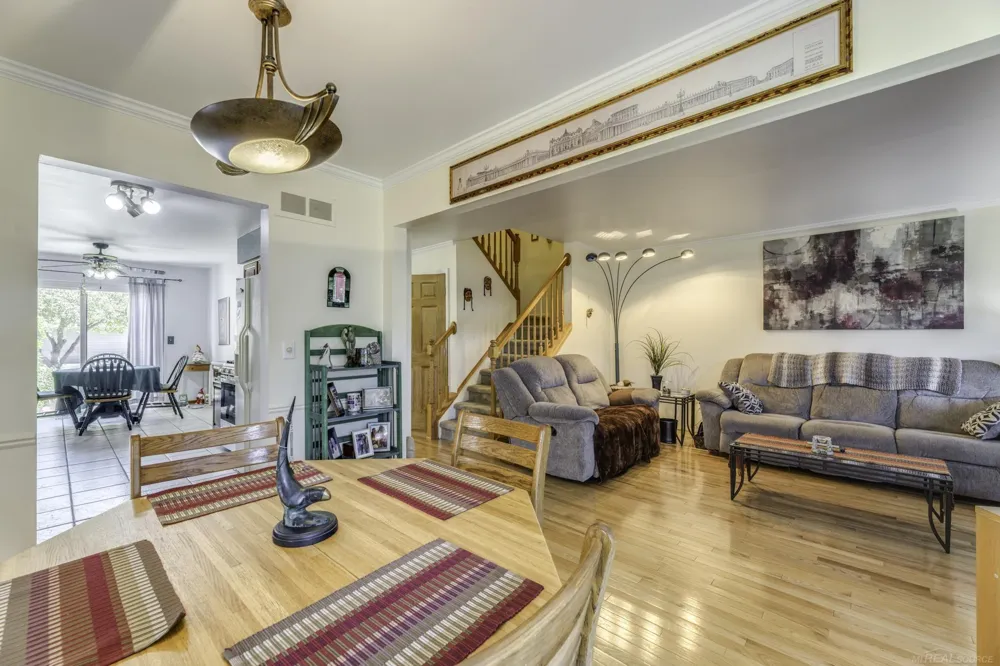1832 Burning Bush Court Rochester Hills City, MI 48309