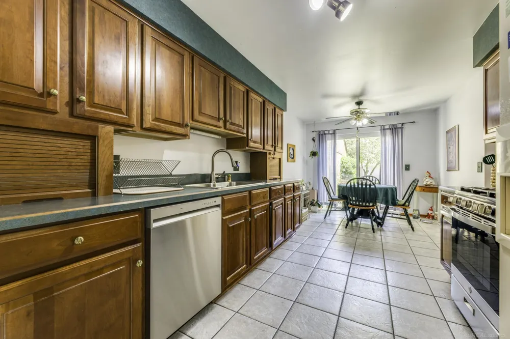 1832 Burning Bush Court Rochester Hills City, MI 48309