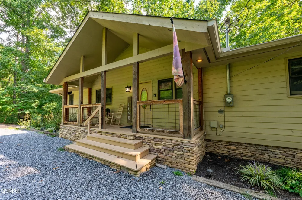 3103 Hatcher Top Road Sevierville, TN 37862