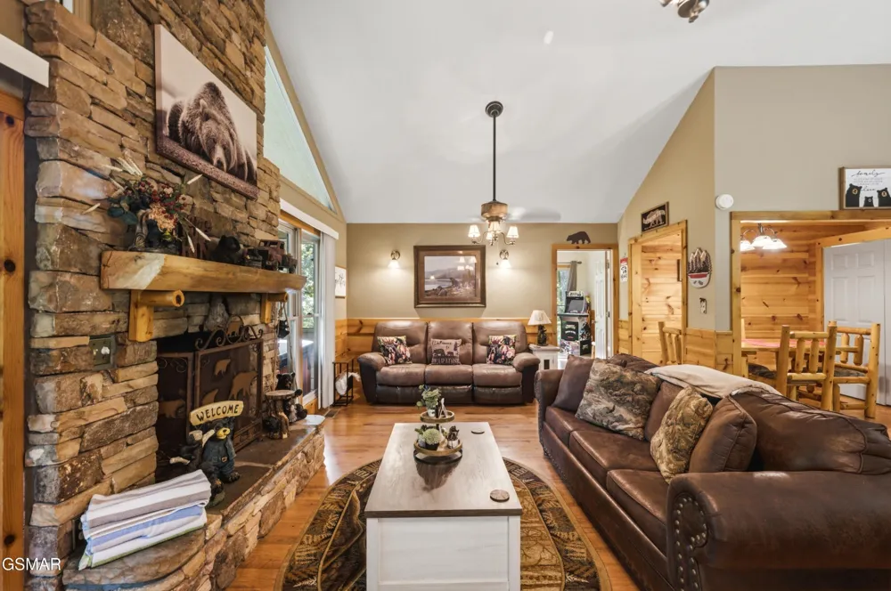 3103 Hatcher Top Road Sevierville, TN 37862