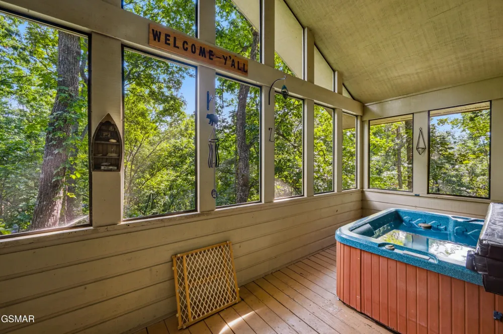 3103 Hatcher Top Road Sevierville, TN 37862