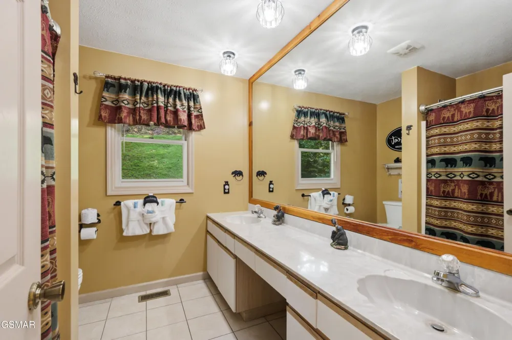 3103 Hatcher Top Road Sevierville, TN 37862
