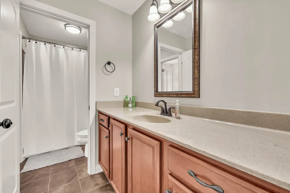105 Ridgepoint Ct Clarksville, TN 37040