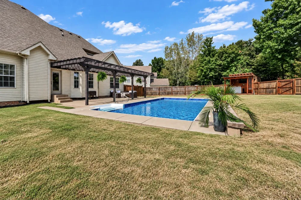 105 Ridgepoint Ct Clarksville, TN 37040