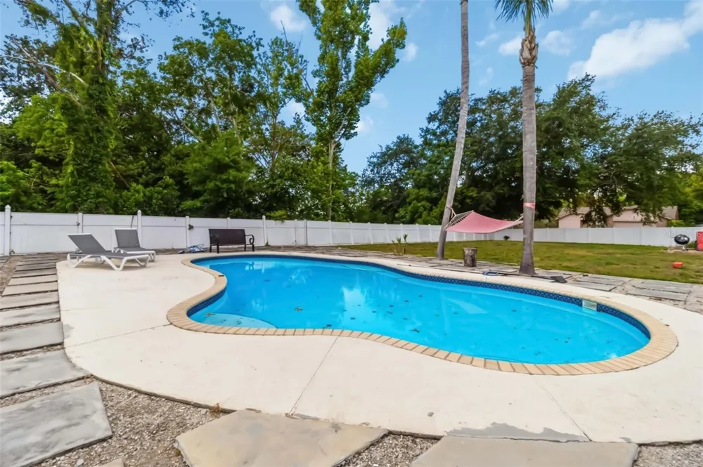 7826 BARBERRY DRIVE Orlando, FL 32835