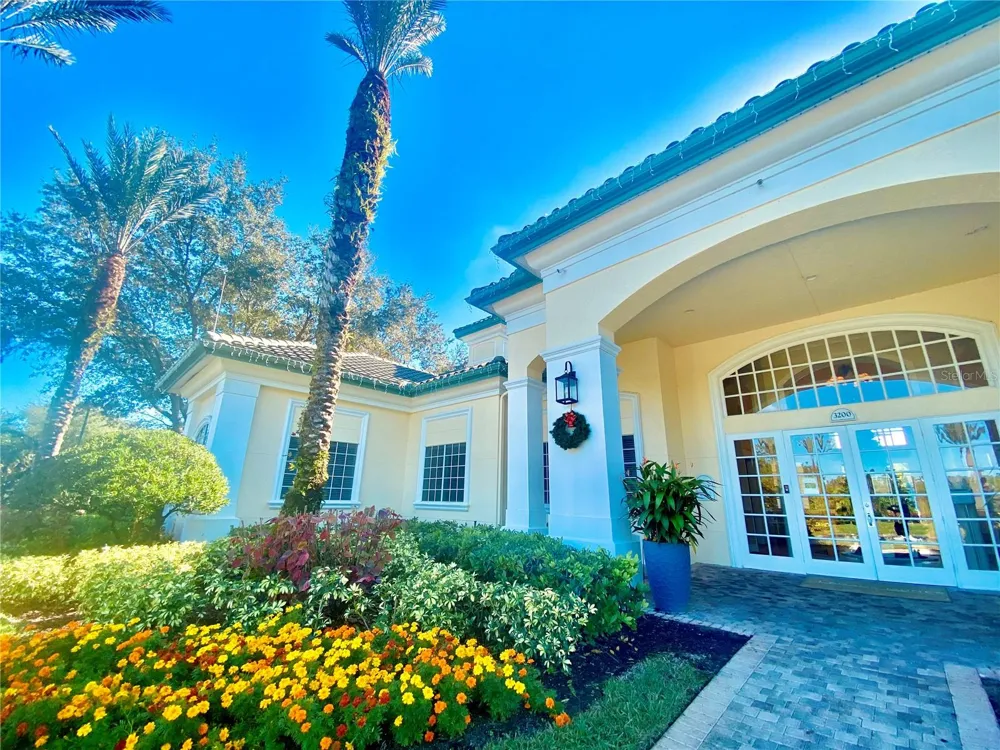 8919 LEGACY COURT #18204 Kissimmee, FL 34747