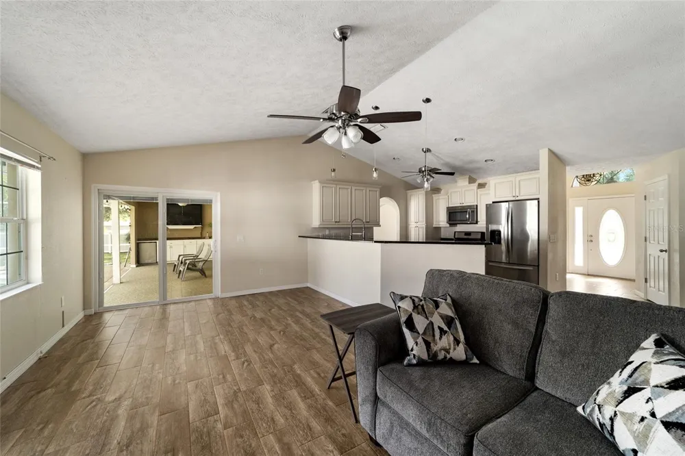 5953 NE 62ND COURT ROAD Silver Springs, FL 34488