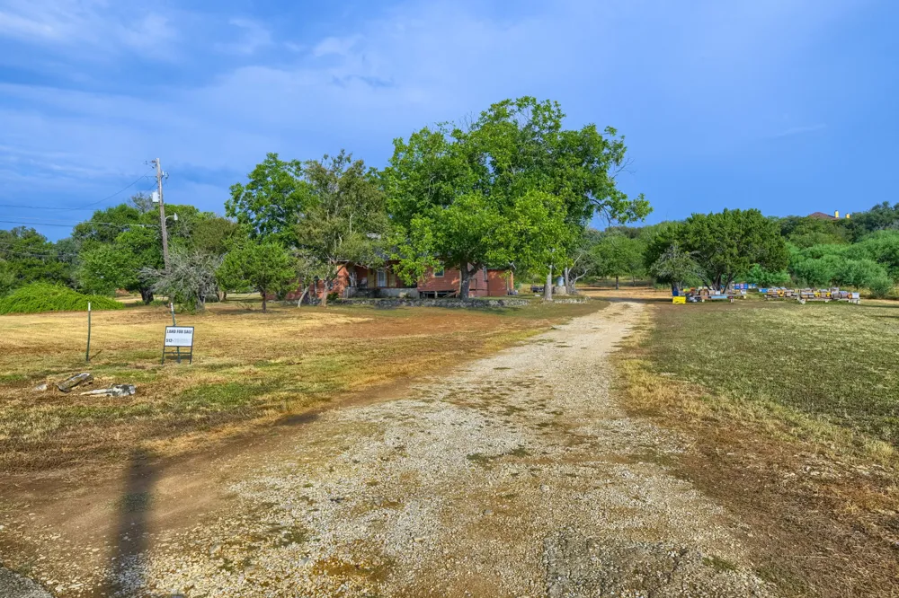 201 Hofheinz Street San Marcos, TX 78666