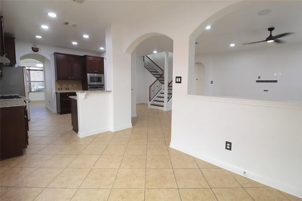 606 Spanish Mustang Drive Cedar Park, TX 78613