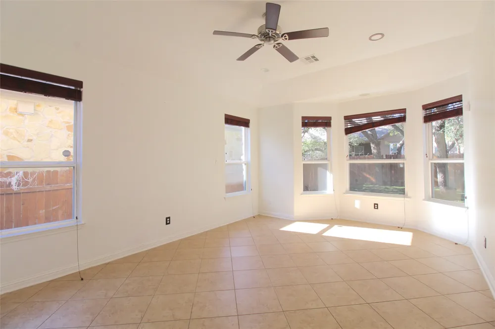 606 Spanish Mustang Drive Cedar Park, TX 78613