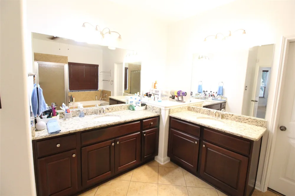 606 Spanish Mustang Drive Cedar Park, TX 78613