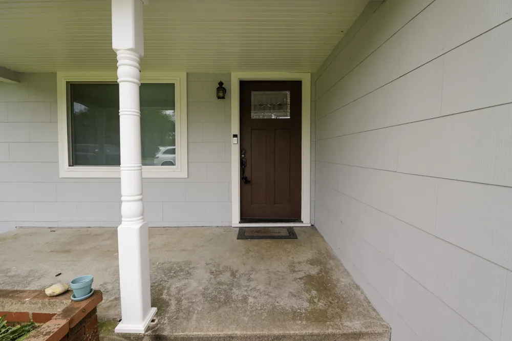 Address Not Shown Schulenburg, TX 78956