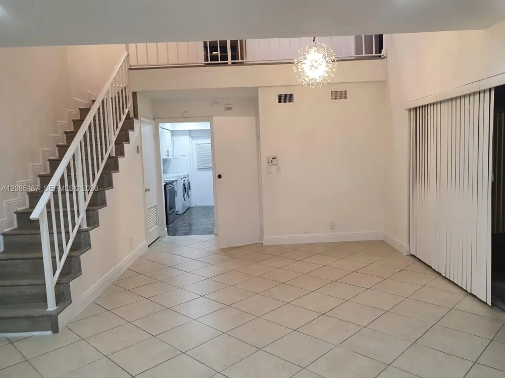 3551 NW 95th Ter #303 Sunrise, FL 33351