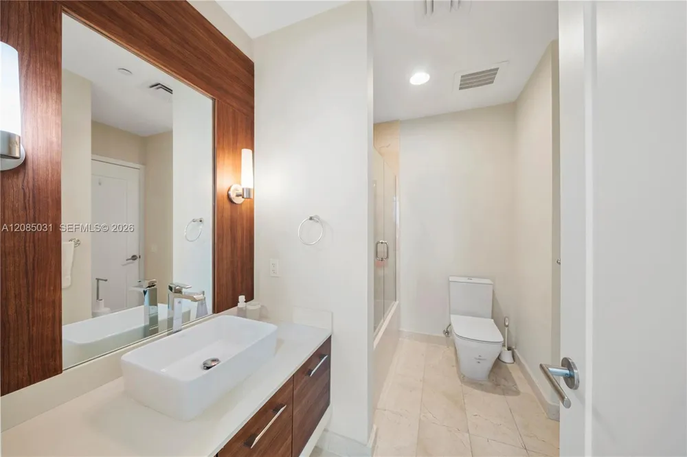 601 NE 27th St #1808 Miami, FL 33137